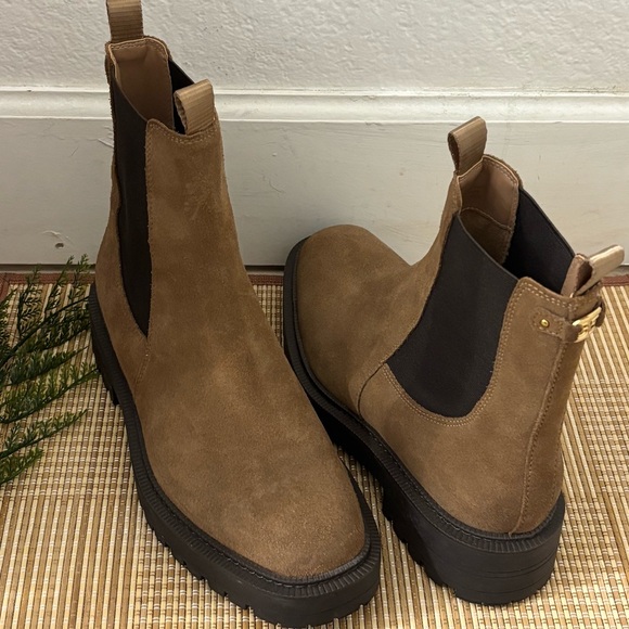 Sam Edelman Shoes - Sam Edelman Woman LAGUNA Ankle Boot Size: 9M
